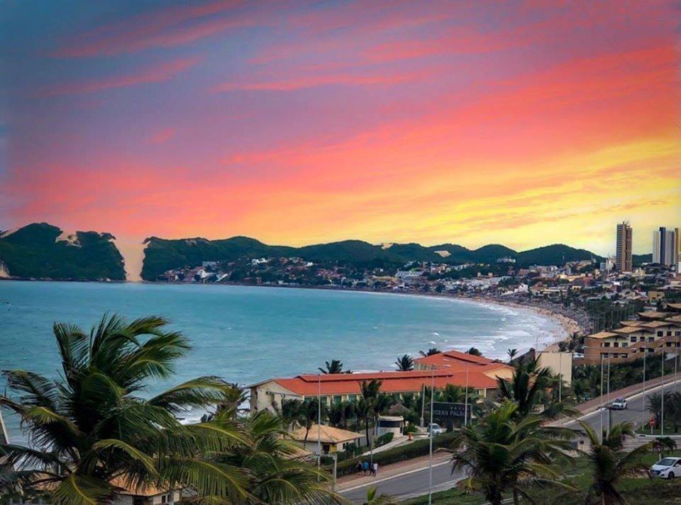 Natal Praia de Ponta Negra: 5 motivos para conhecer